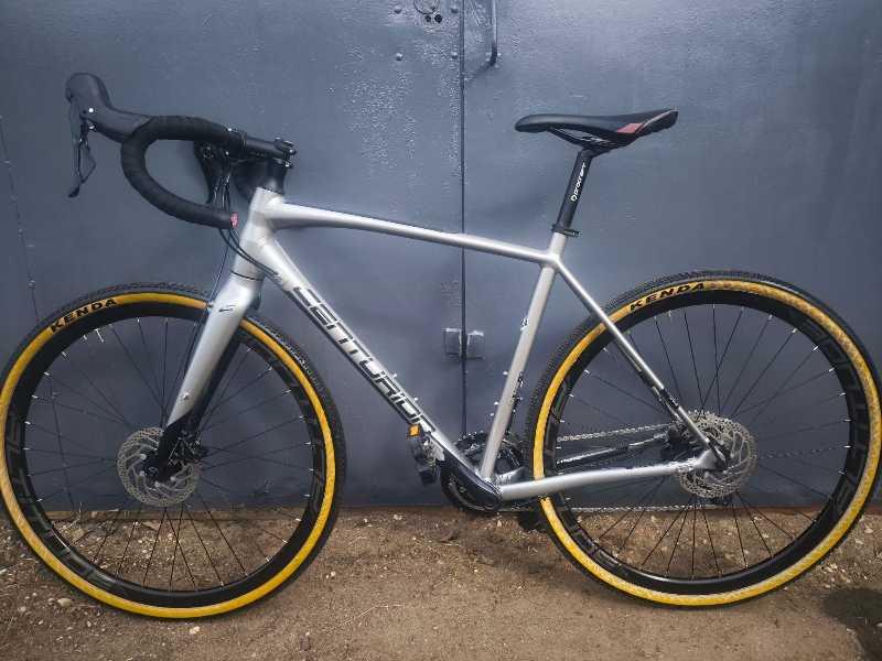 Немецкий гревел Centurion GRX гидравлика (M)