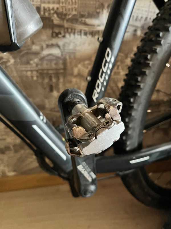 Контактные педали Shimano m520
