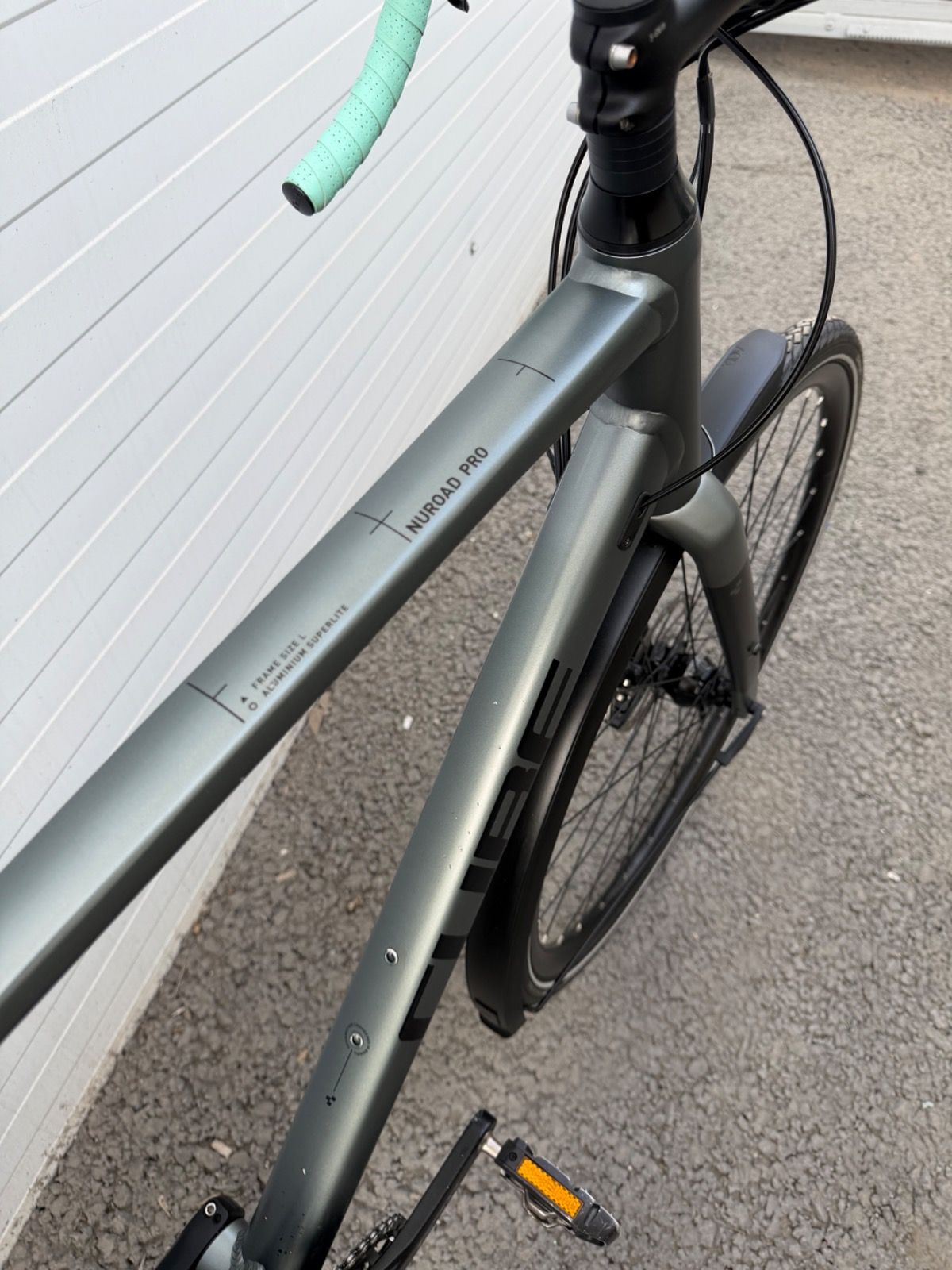 ВЕЛОСИПЕД CUBE NUROAD PRO FE 2024