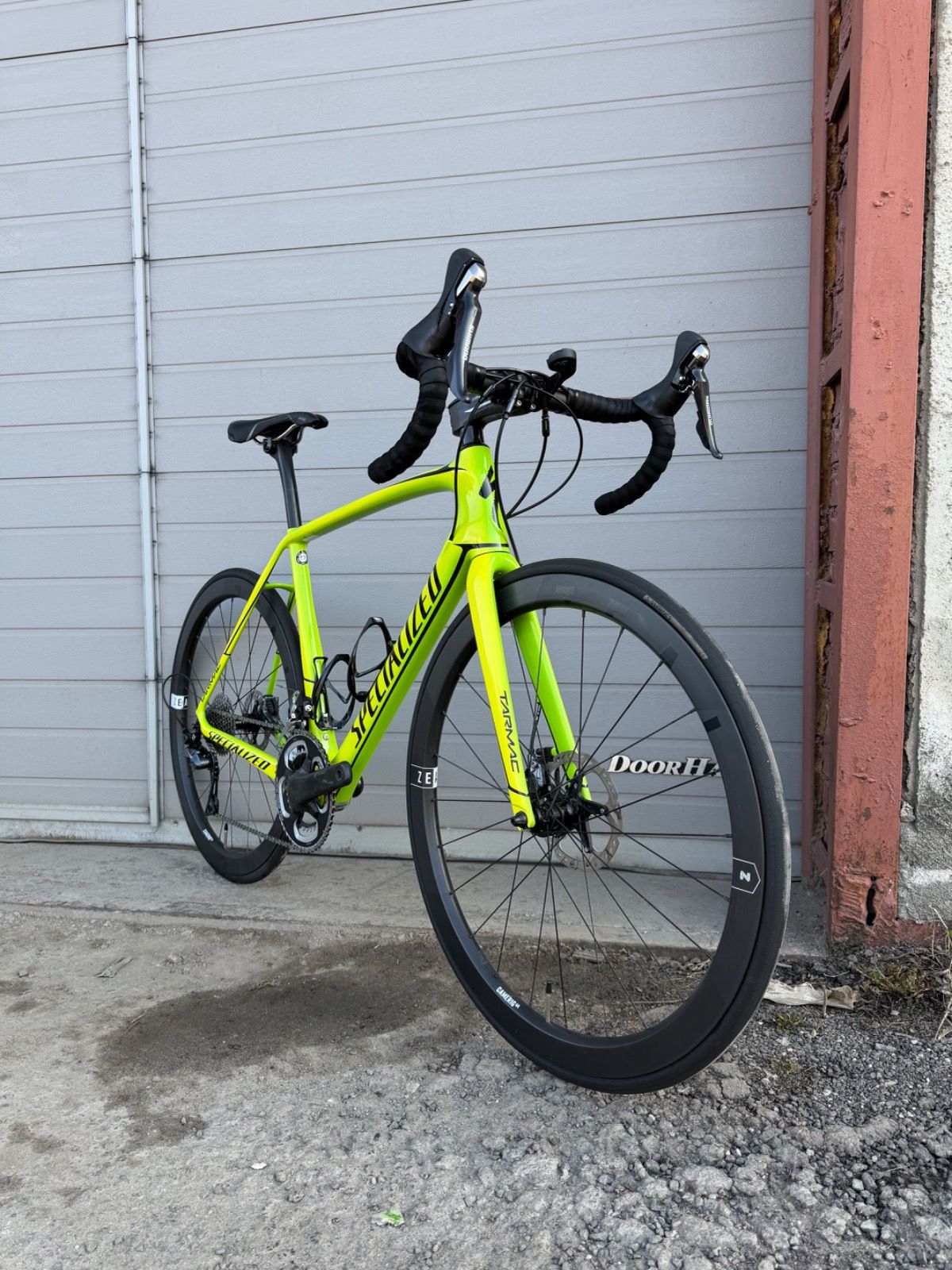 ВЕЛОСИПЕД SPECIALIZED Tarmac Expert Disc 2018