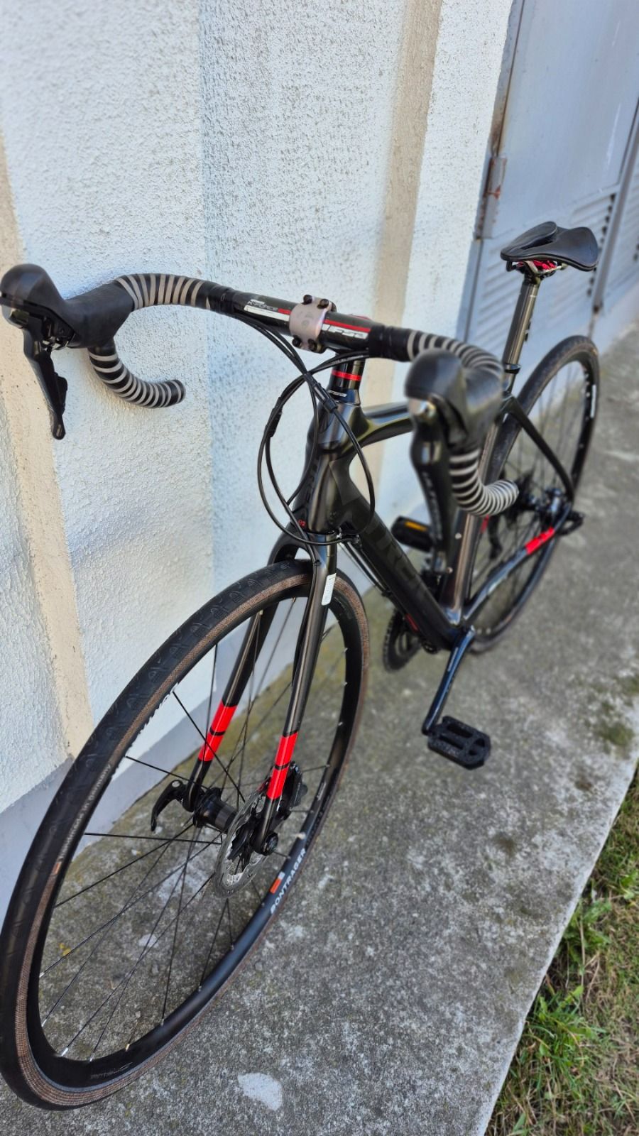 Карбоновый велосипед TREK DOMANE 4.5, Ultegra, 52cm рама.