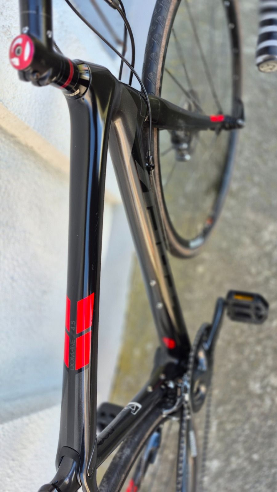 Карбоновый велосипед TREK DOMANE 4.5, Ultegra, 52cm рама.