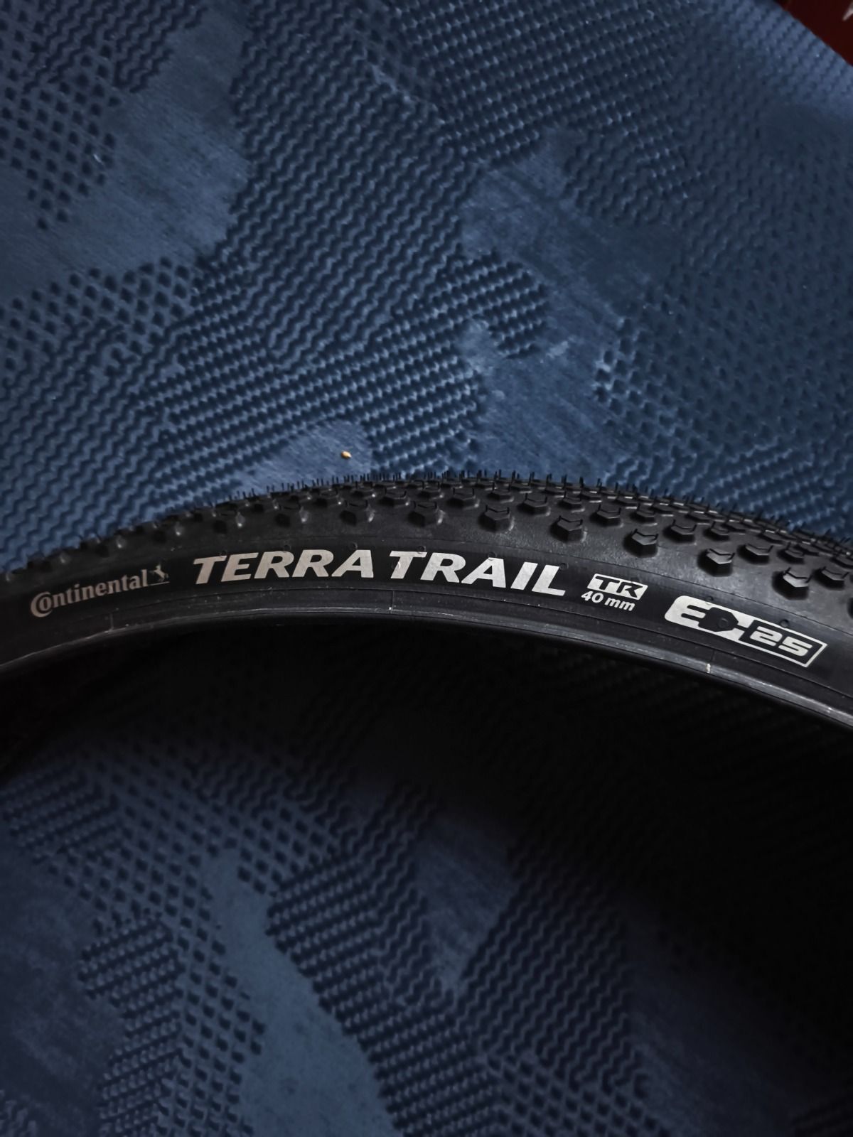 Новая Continental Terra Trail 40-622