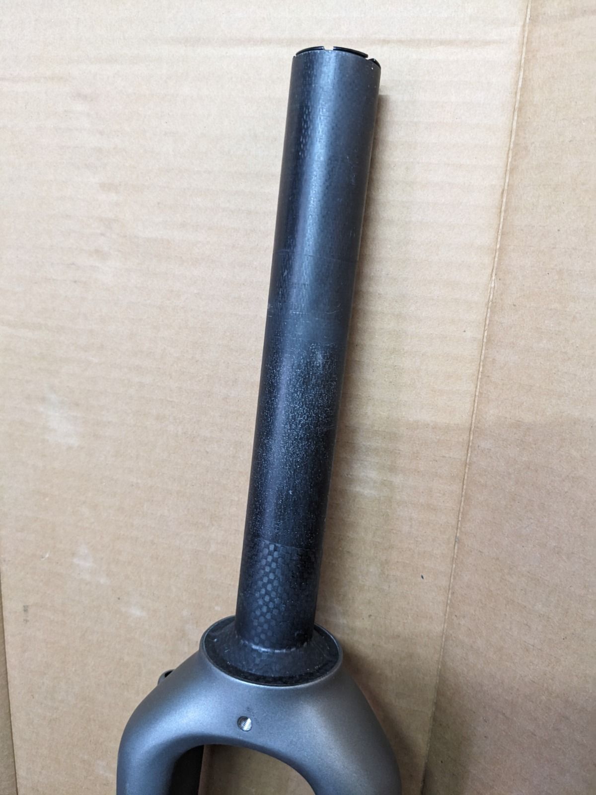 Вилка гравийная карбоновая как новая от specialized