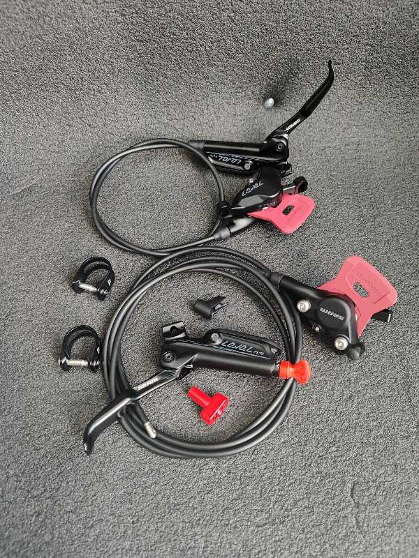 Новые гоночные тормоза Sram Level TLM