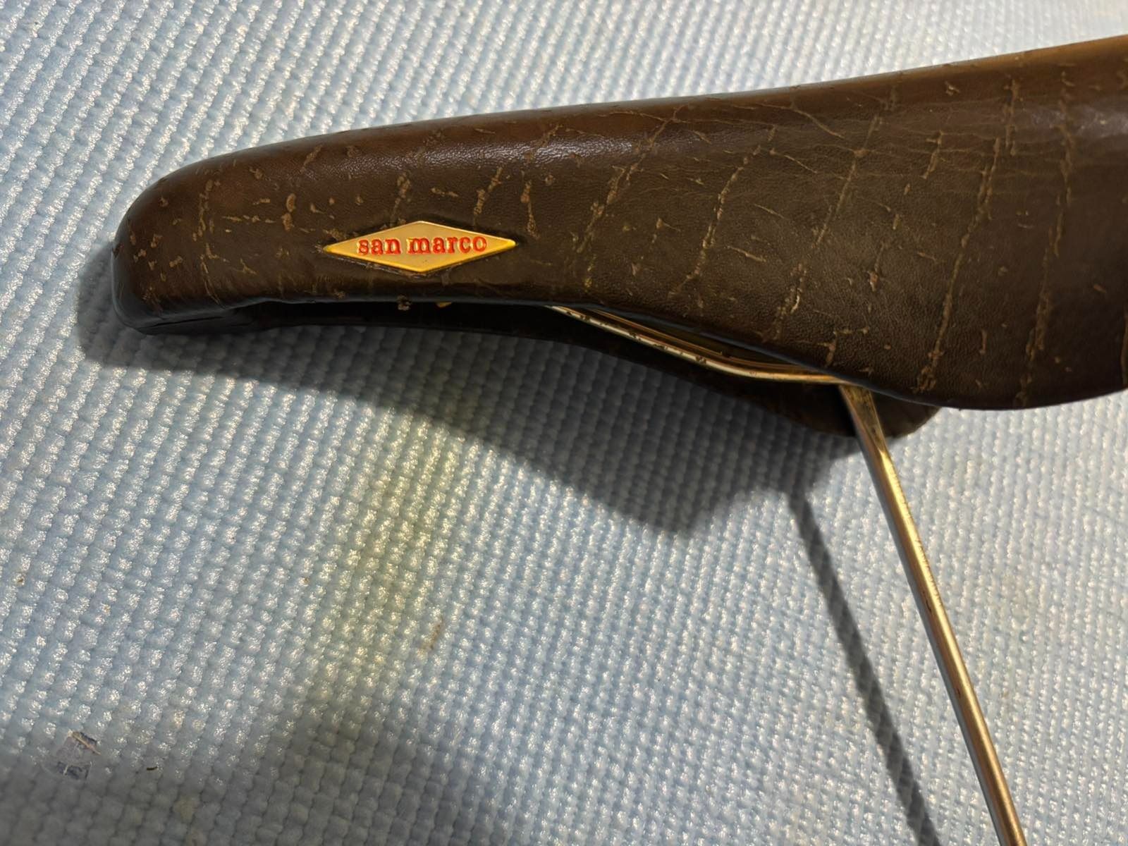 велосипед шоссейный Седла San Marco Rolls.