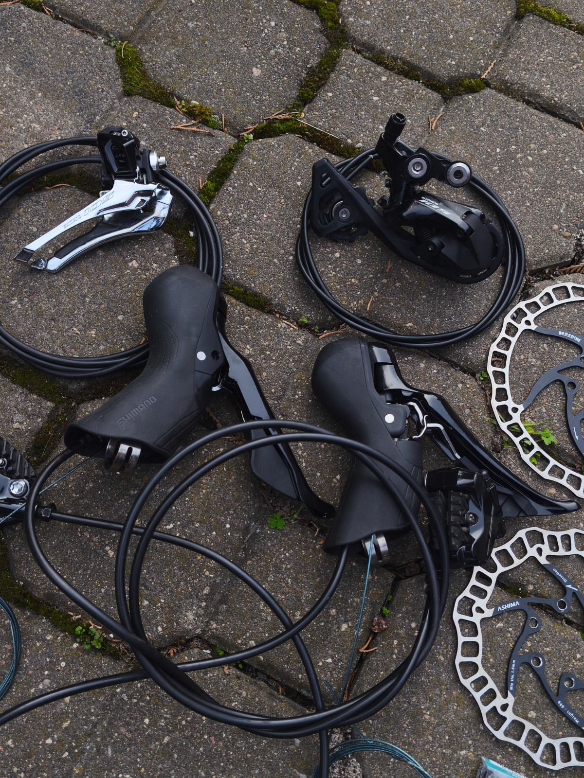 Shimano 105 (гидравлика) 2×11.