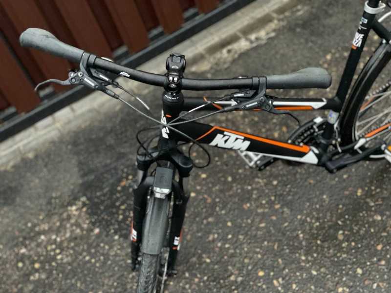 KTM Avenza Cross