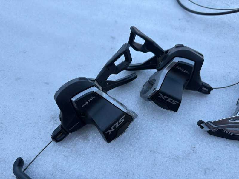 Манетки shimano 2x11 m7000