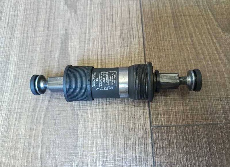 Каретка (квадрат) Shimano ВВ-UN26 73х123 мм