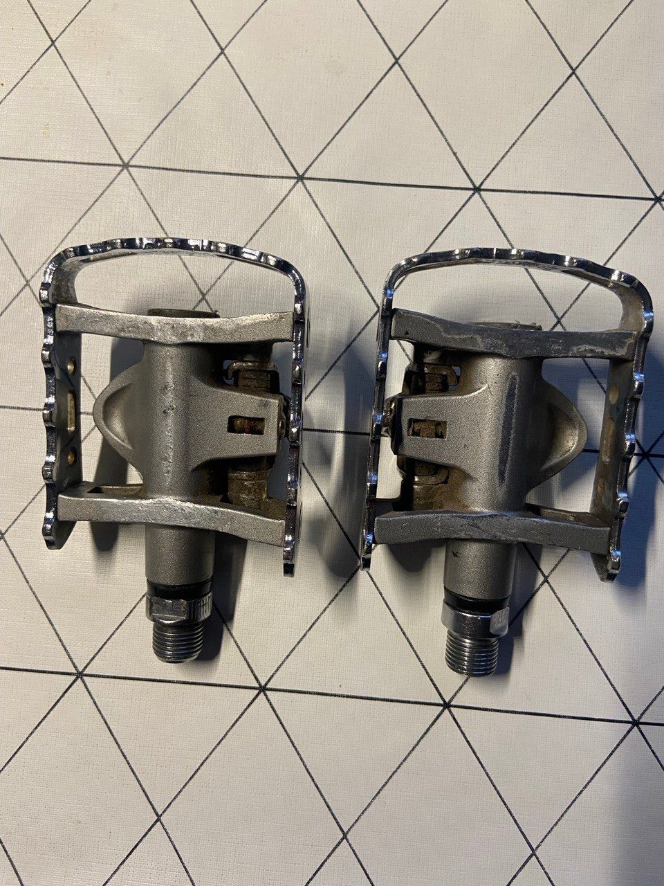 Педали Shimano PD-M324 SPD