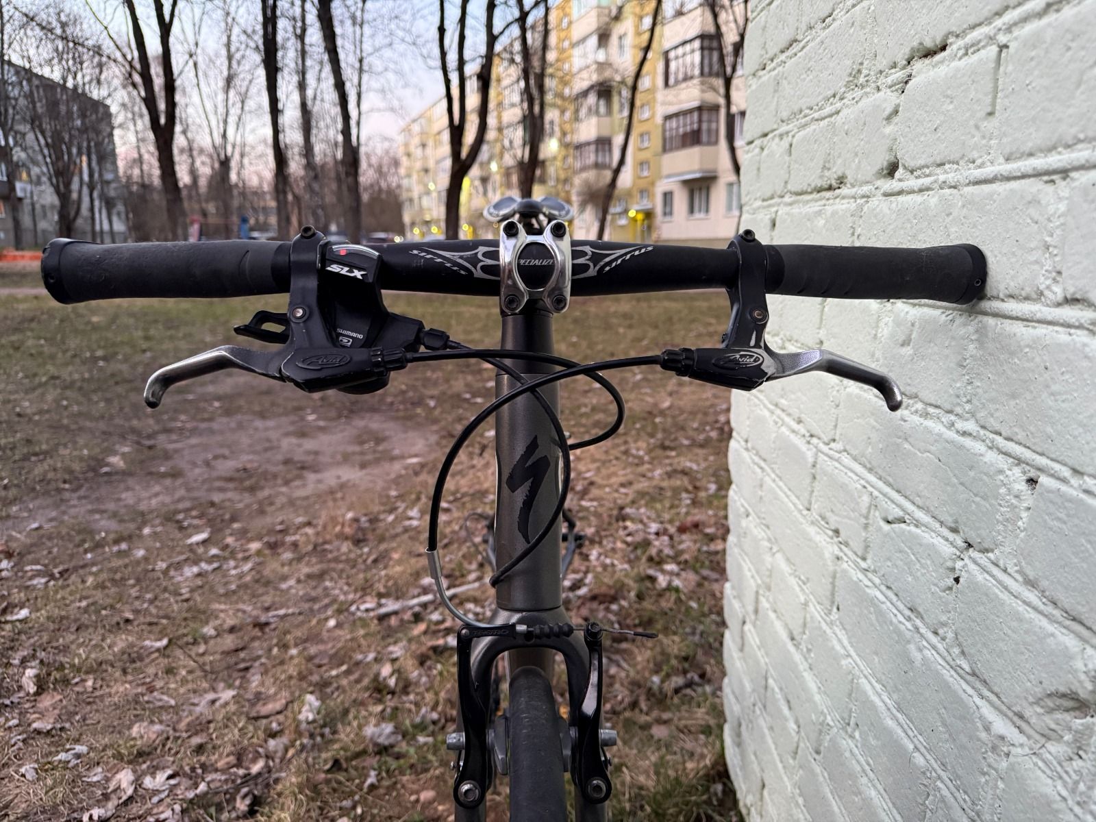 велосипед Specialized Sirrus Comp