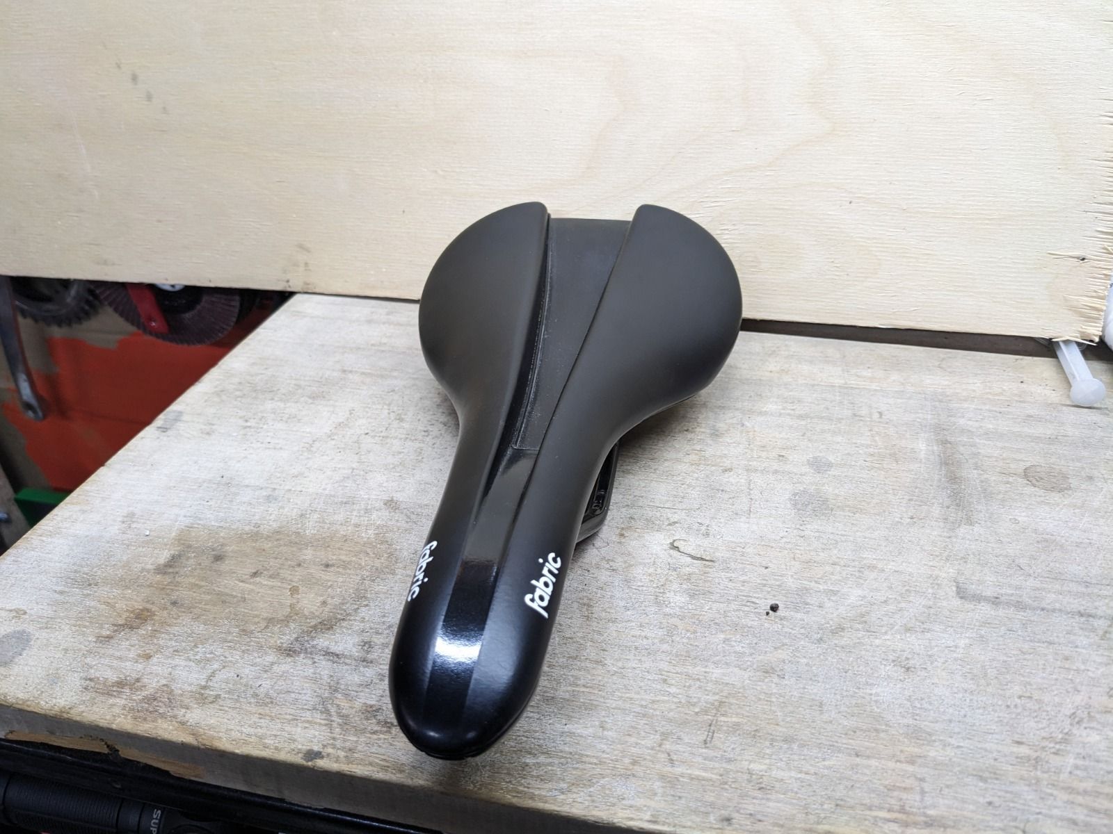 Седло fabric line sport shallow 142mm