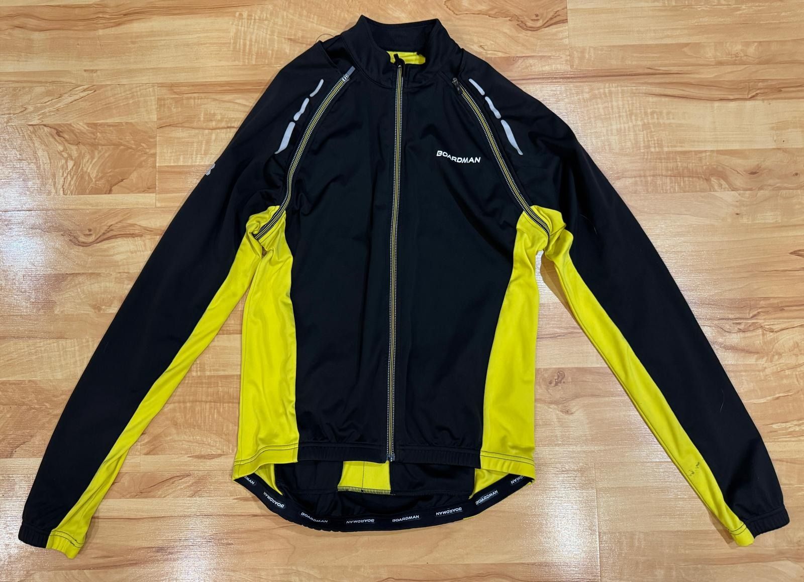 Велокуртка трансформер, с отстегивающимися рукавами. Размер S и М