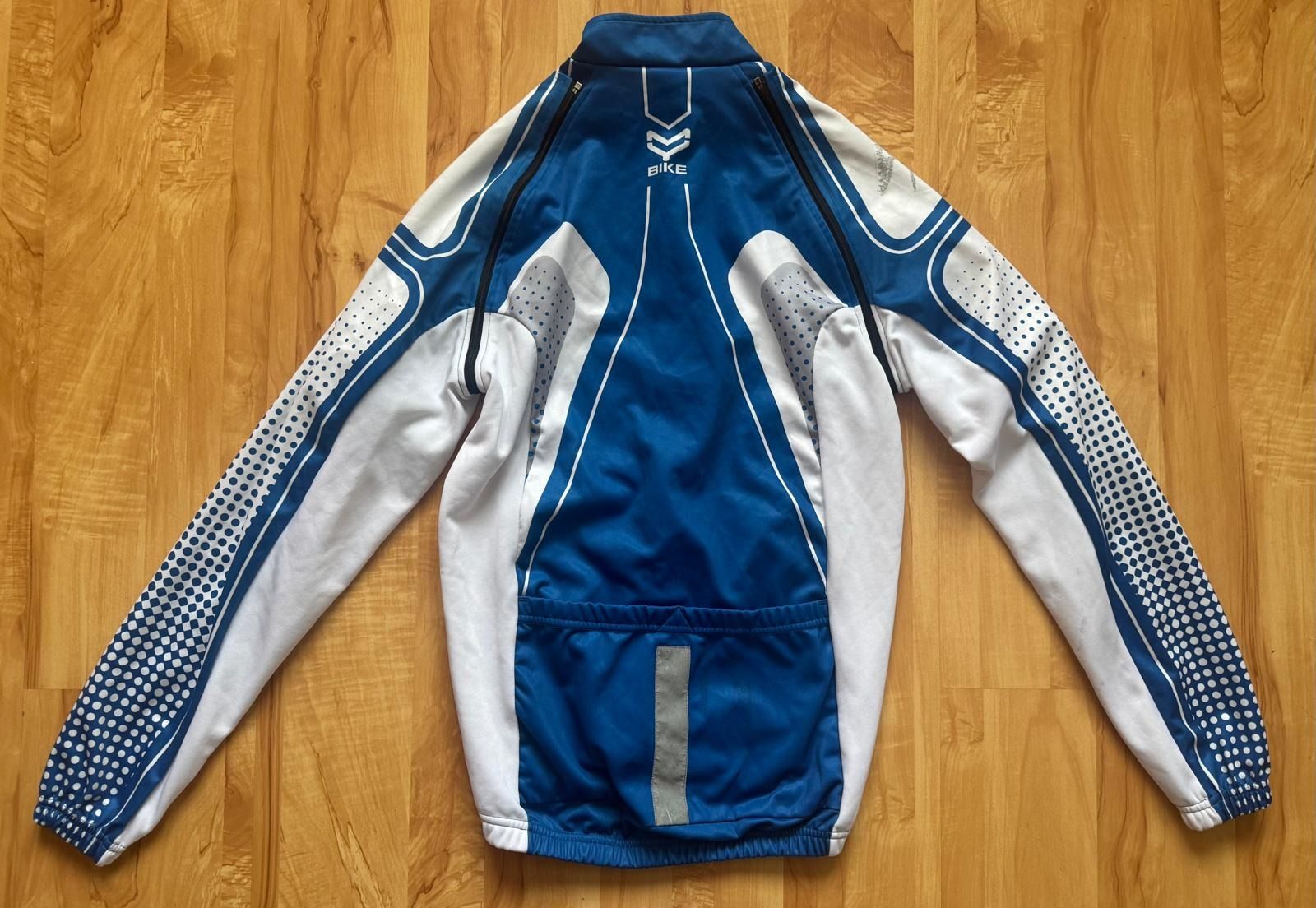 Велокуртка трансформер, с отстегивающимися рукавами. Размер S и М