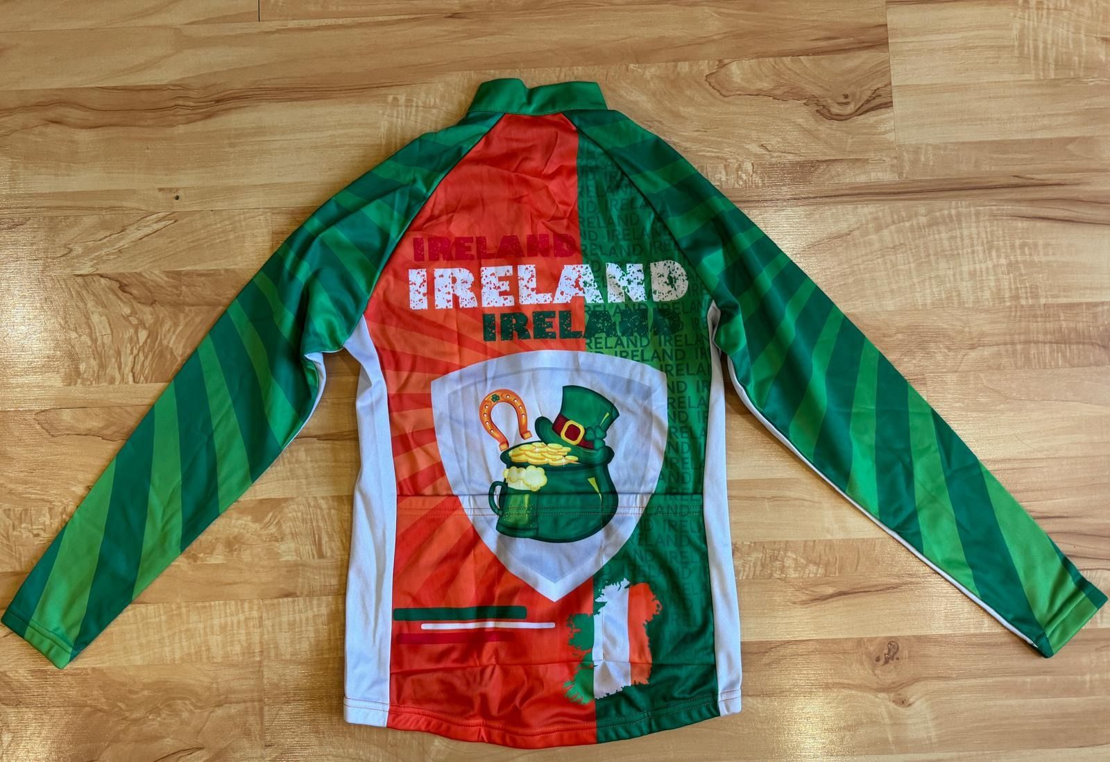 Велоджерси тонкое и теплое, с длинным рукавом. Размеры S-М