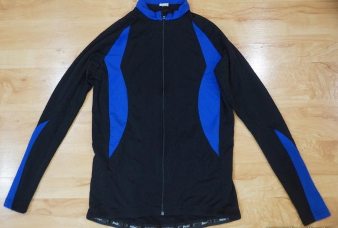 Велоджерси тонкое и теплое, с длинным рукавом. Размеры S-М