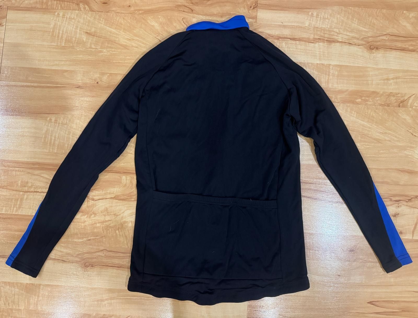 Велоджерси тонкое и теплое, с длинным рукавом. Размеры S-М