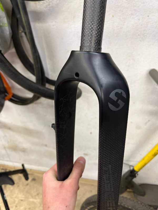 Вилка карбоновая 29’’ TOSEEK T800