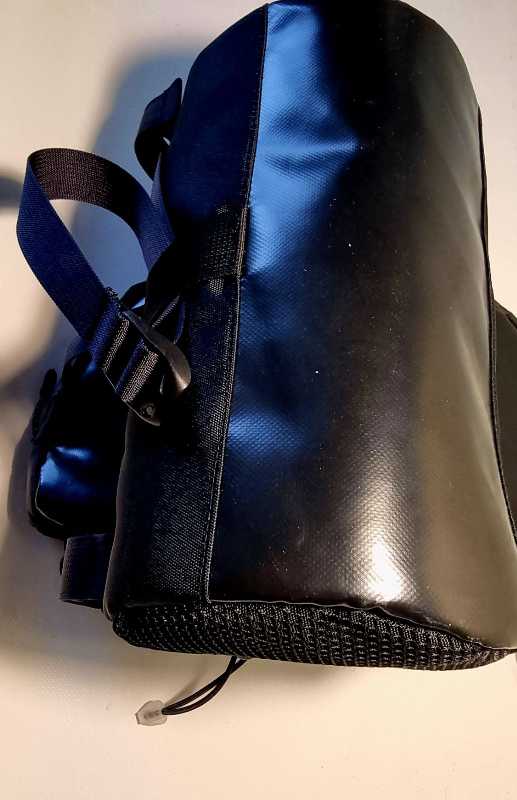 Нарульная сумка бочонок