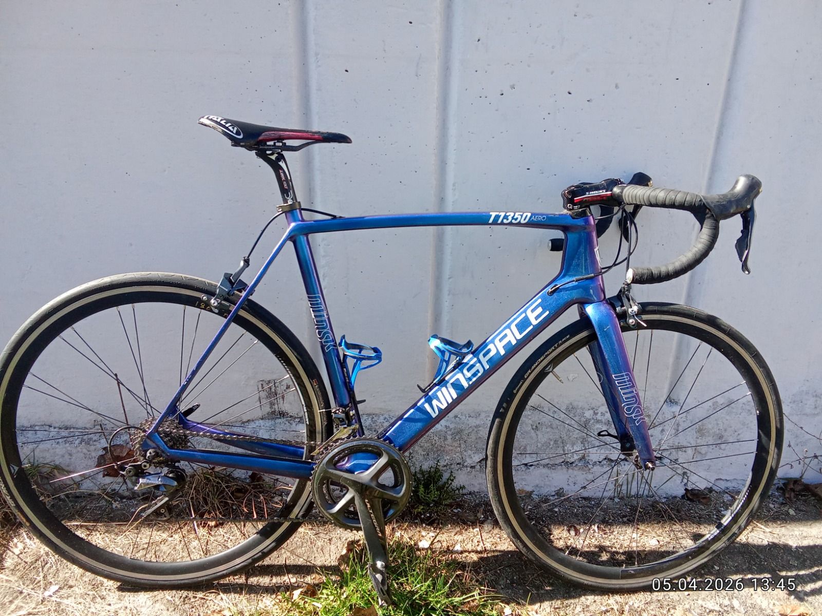 Спортивный,карбоновый велосипед