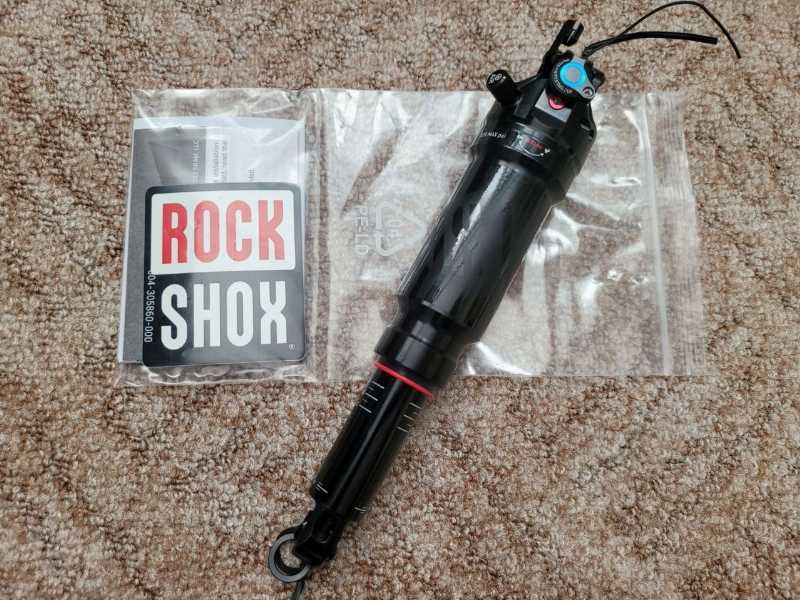 Новый RockShox SidLuxe Ultimate 3P, 2023, 210x50 + есть Twistloc на 2 и 3 позиции!
