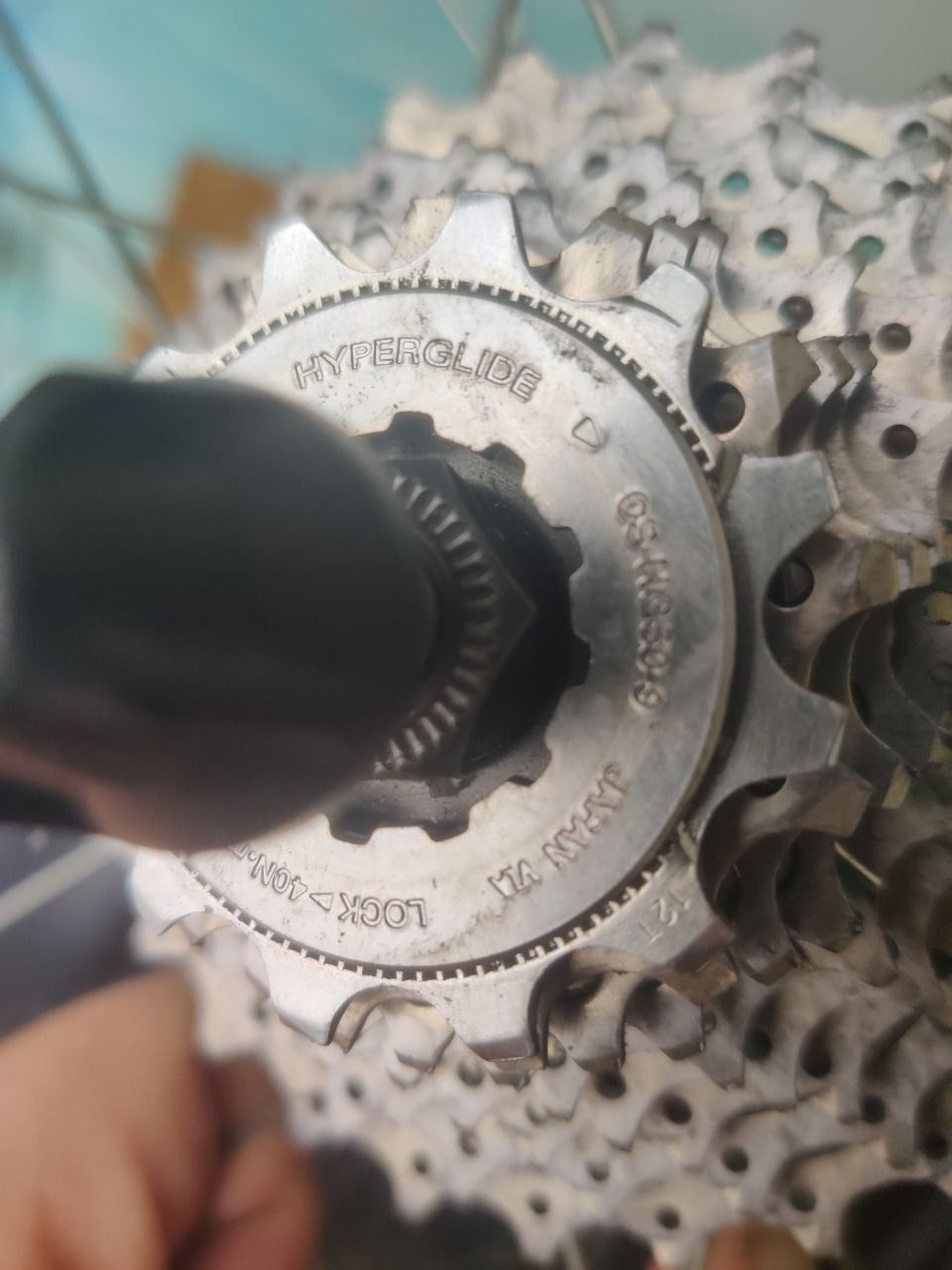 Кассета на 9 скоростей.. HG SHIMANO CS HG 50-9 HYPERGLIDE JAPAN Нормальное состояниеЦена 35 руб