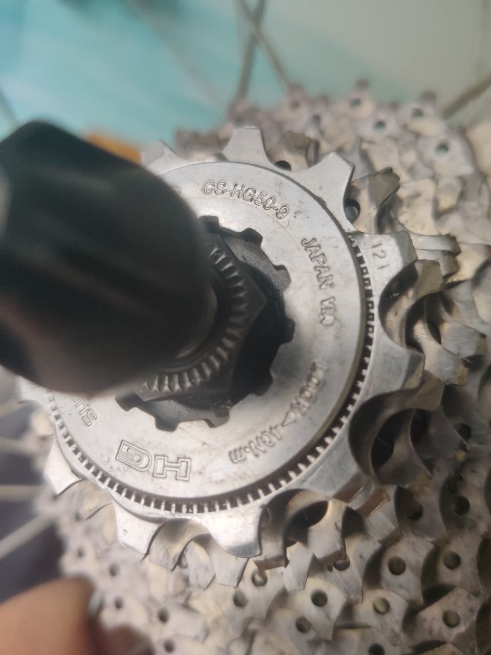 Кассета на 9 скоростей.. HG SHIMANO CS HG 50-9 HYPERGLIDE JAPAN Нормальное состояниеЦена 35 руб