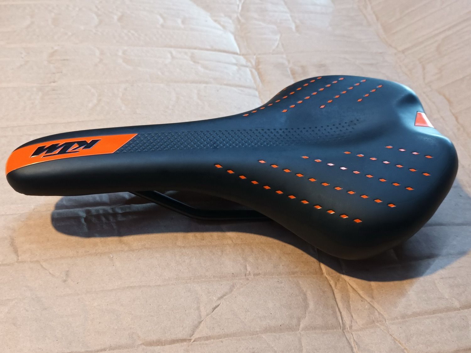 Седло KTM