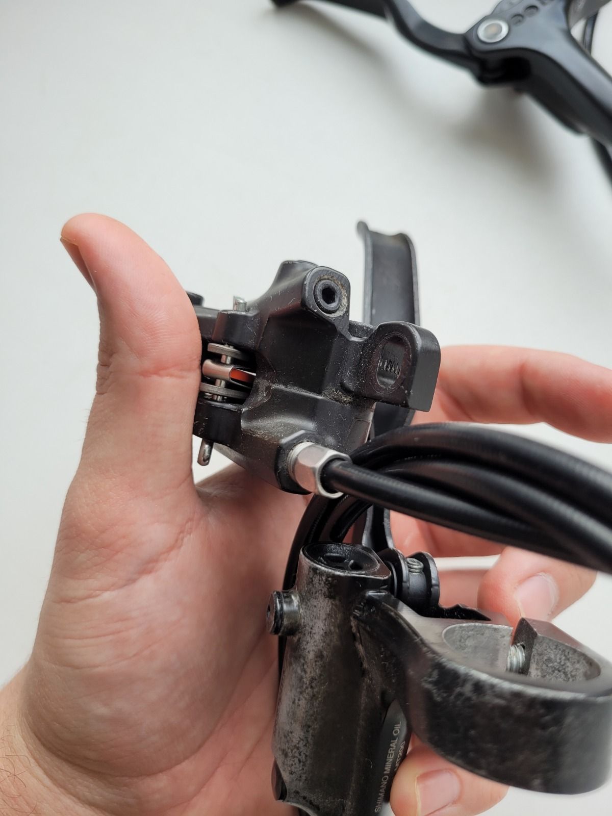 Гидравлические тормоза Shimano MT-200