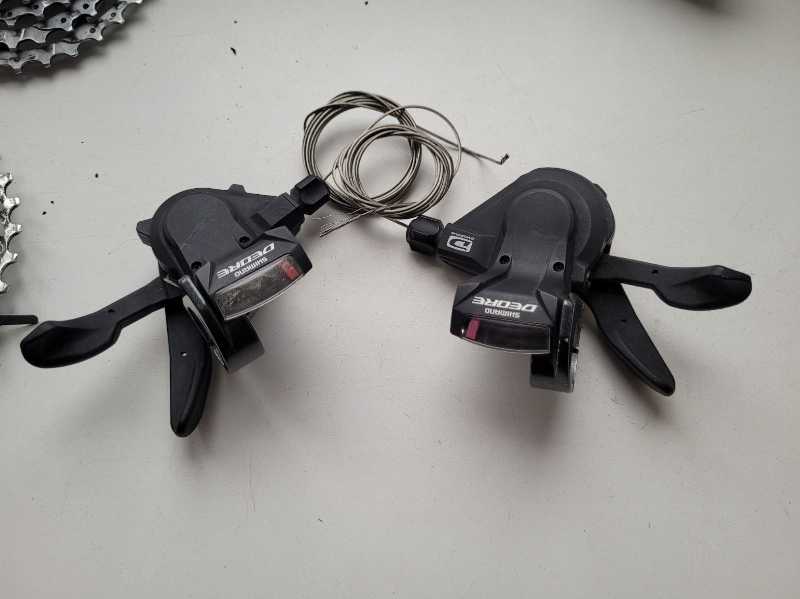 Манетки Shimano Deore SL-M591