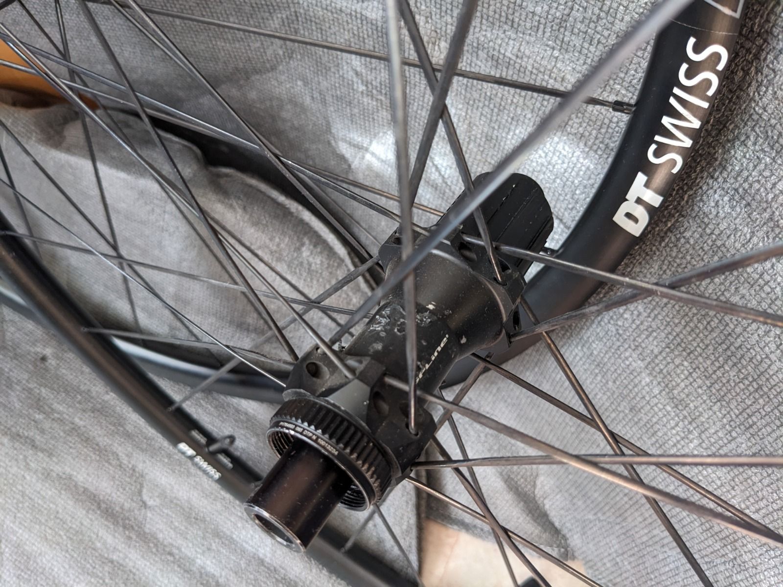 Колеса DT SWISS e1800 spline 28