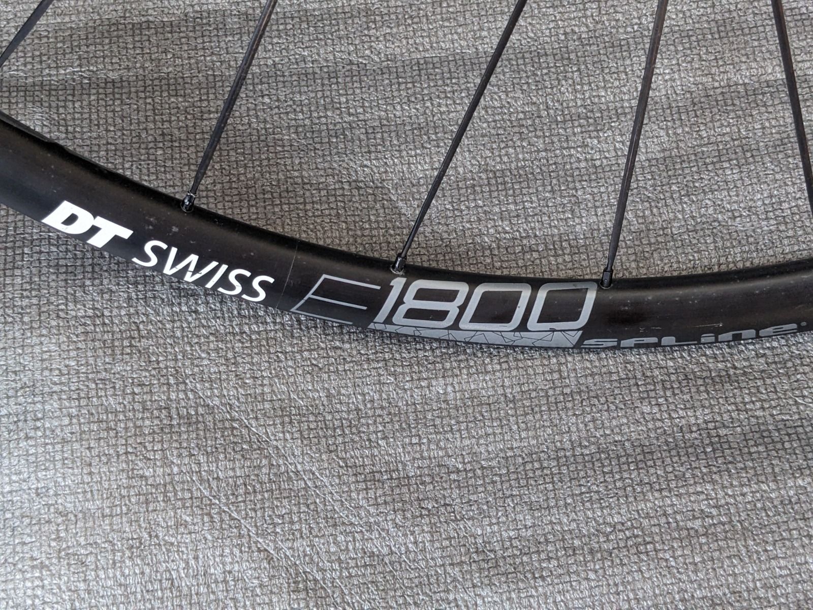 Колеса DT SWISS e1800 spline 28