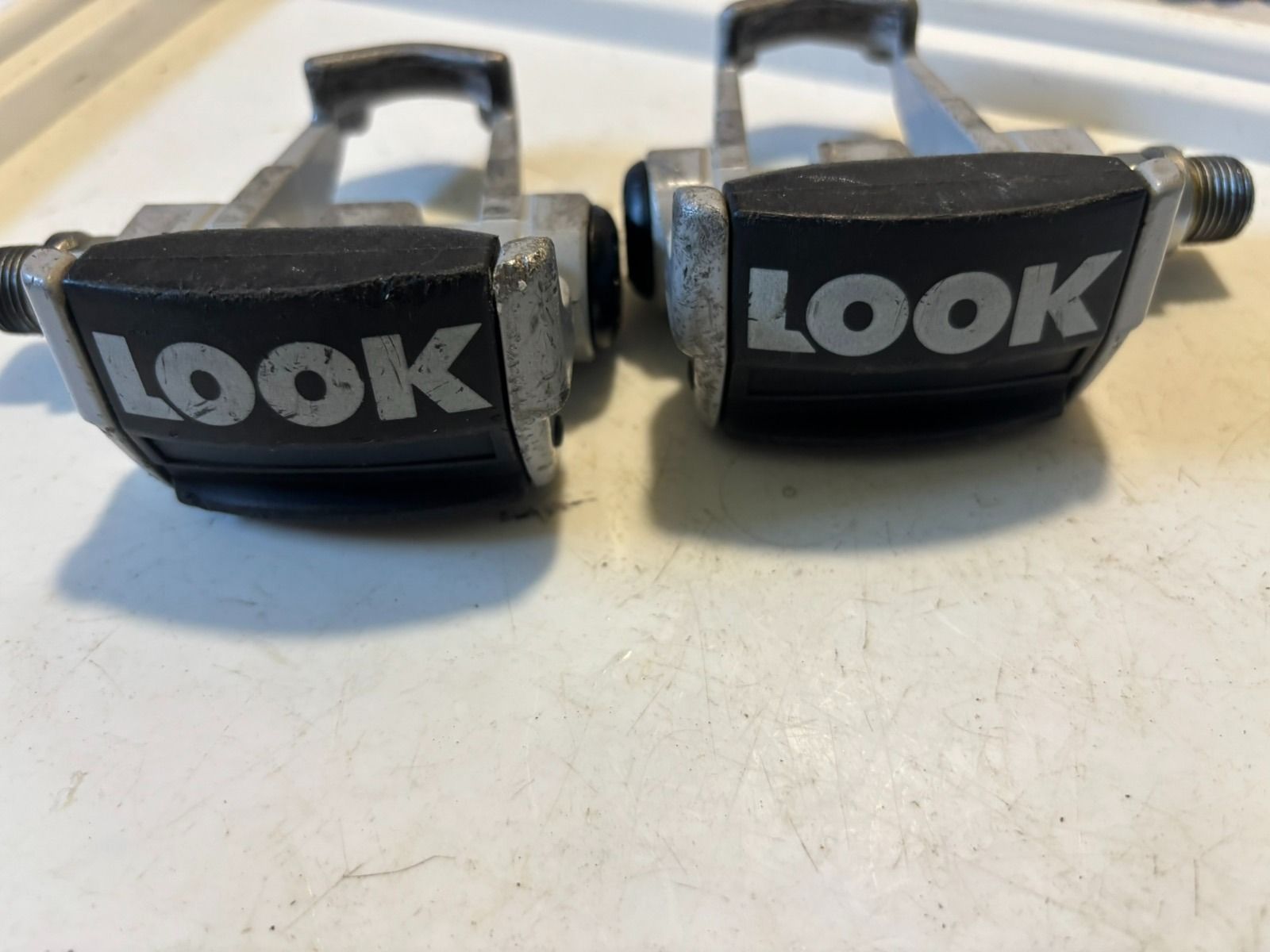 Контактные педали для шоссейного велосипеда,