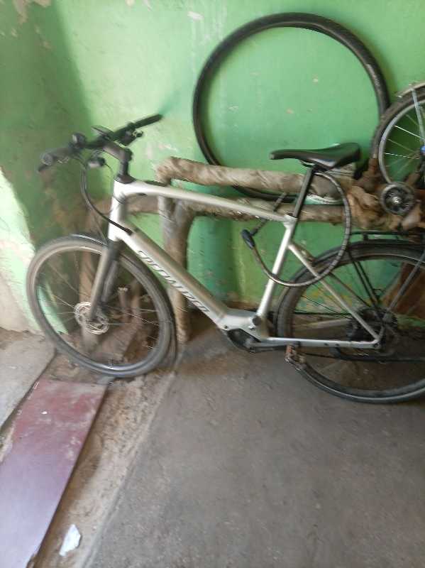 Электровелосипед с ассистентом Speselized Vado 5.0