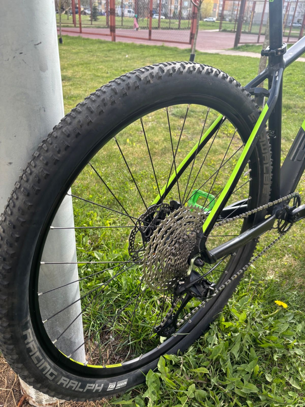 Велосипед Cube ACID