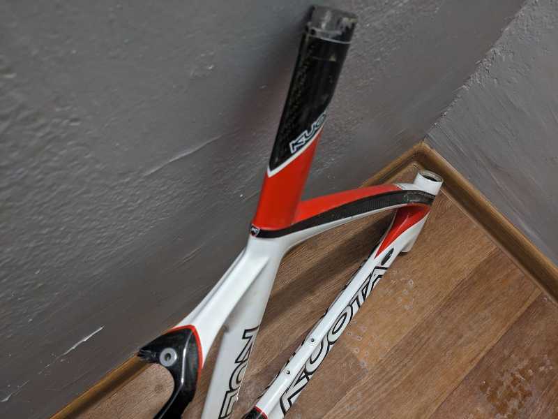 Шоссейная карбоновая рама Kuota Kult