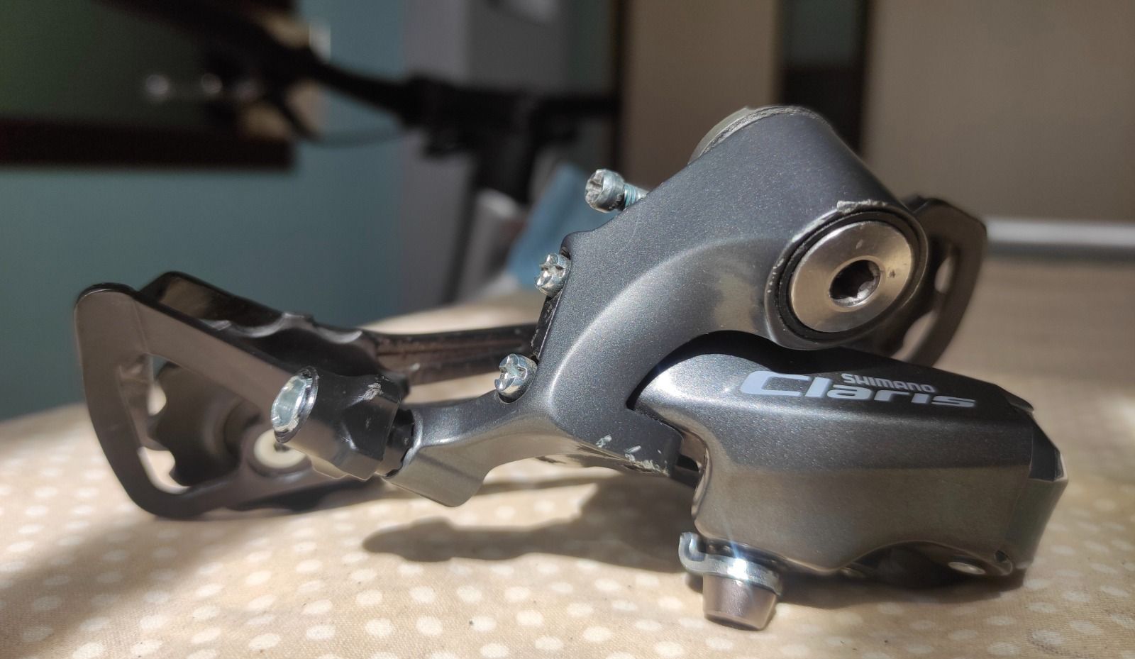Задний переключатель Shimano Claris