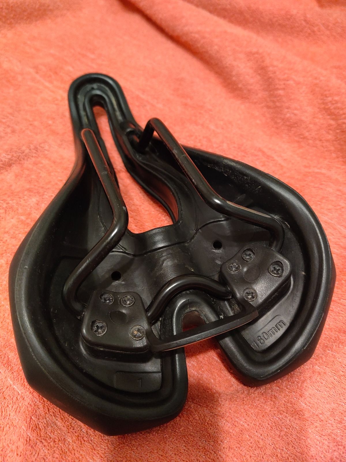 Седло Selle SMP E-TRK (160мм)