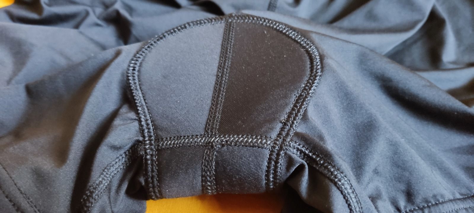 Велотрусы с памперсом Crane ,  размер XL , на 56 . состояние новое