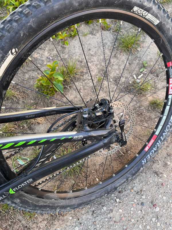 Велосипед двухподвес Trek remedy 7 27.5