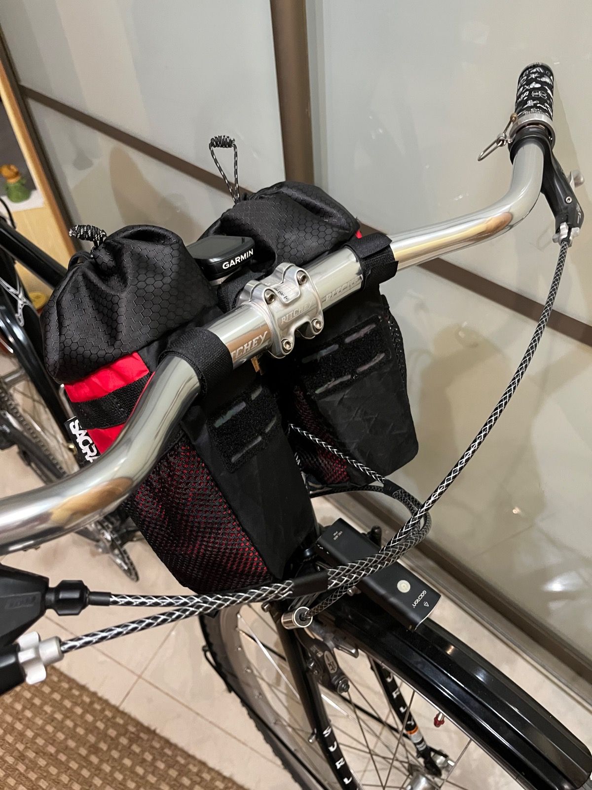 Кормушки Sacra