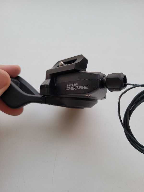 Манетка левая Shimano Deore SL-M5100-L, 2 скорости