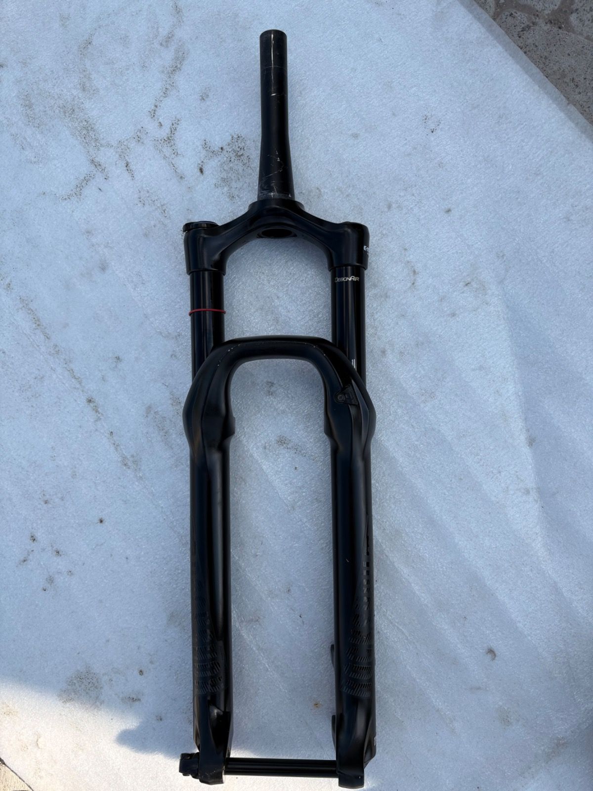Rockshox yari 29”