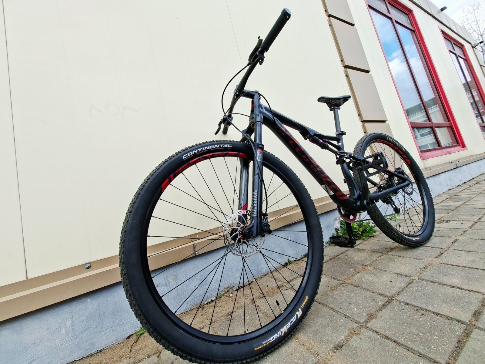 Specialized epic  comp