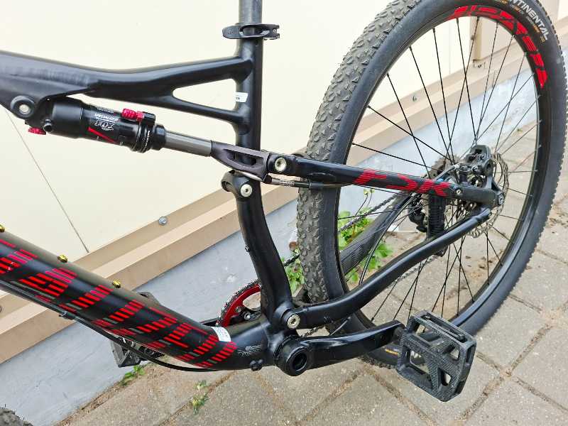Specialized epic  comp
