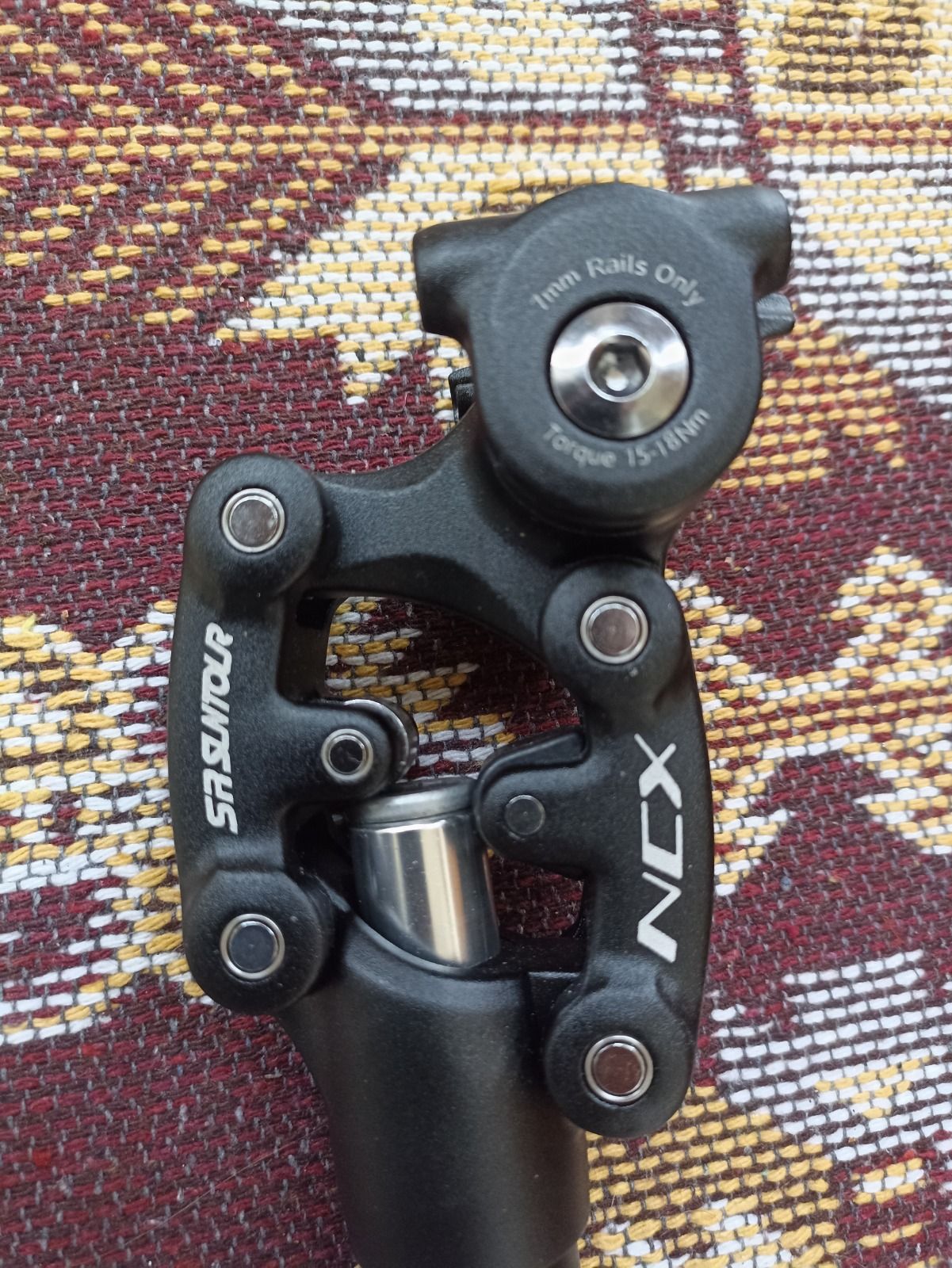 Подседельный штырь Suntour NCX 27,2