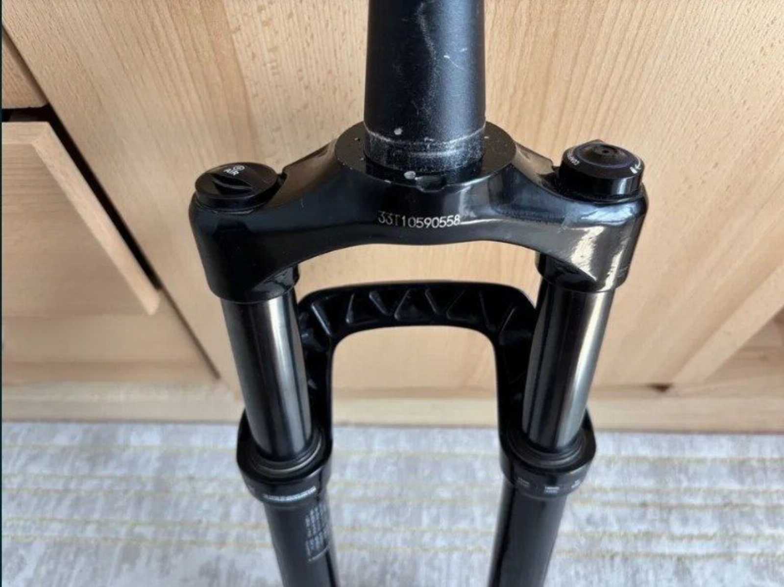 Rock Shox recon silver 100mm 29” Bust