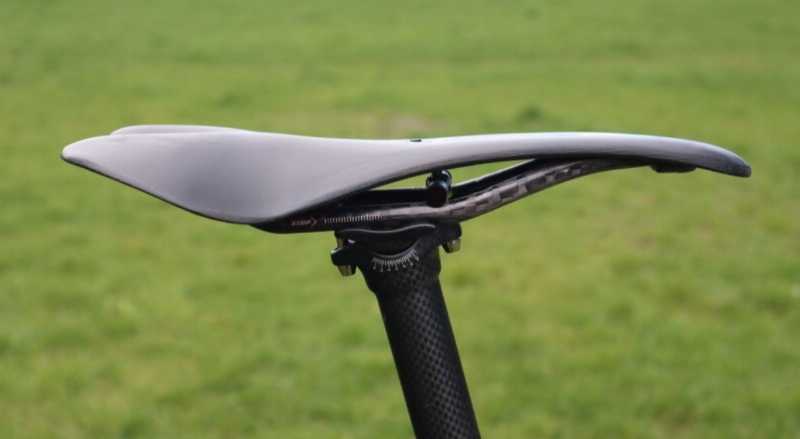 карбоновое седло Selle Italia SLR Tekno — Carbon Superlight 🇮🇹