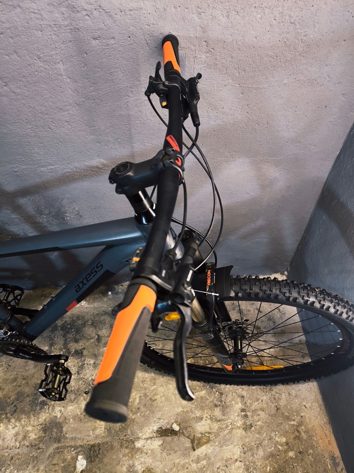 MTB горный велосипед Axess 29 RockShox Recon L